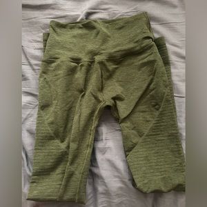 Alphalete Revival legging